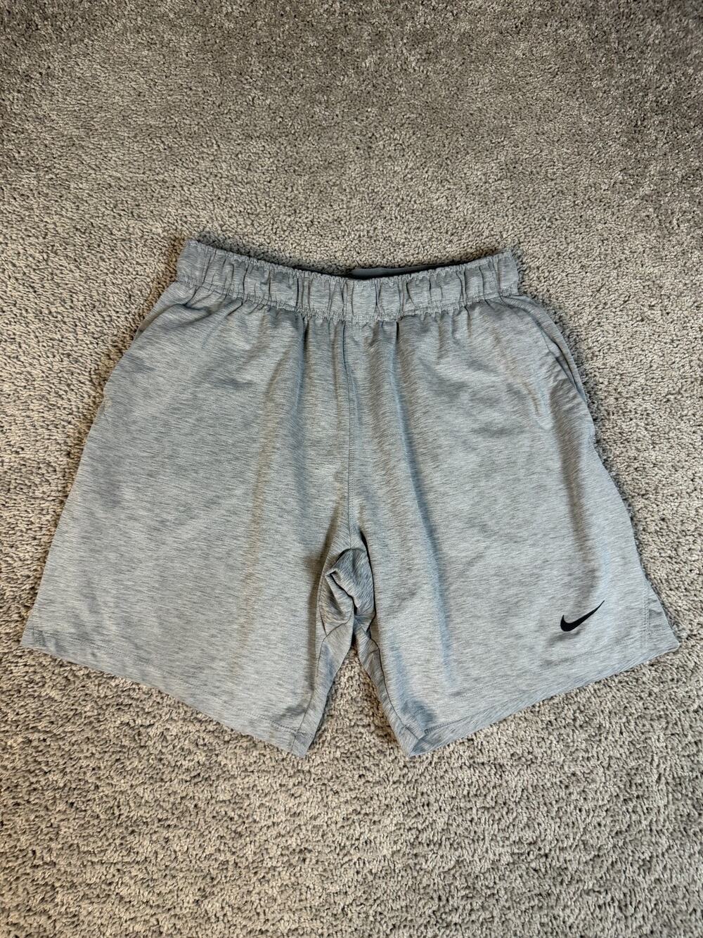 Nike Shorts Mens L Gray Jersey Yoga Dri-FIT Elastic Waist Pockets 9 Inseam